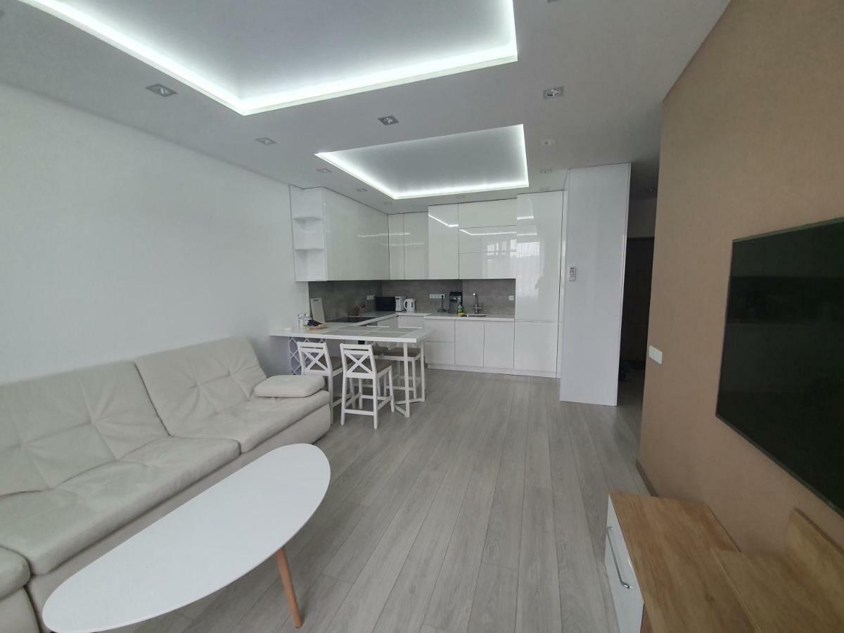 Luxapartment Kyiv Exterior photo